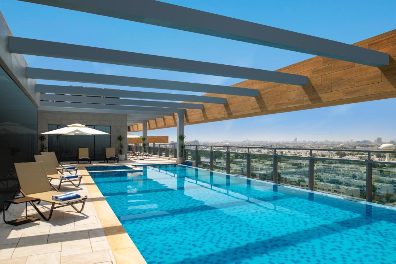 Swissotel Living Dżedda Zewnętrze zdjęcie Rooftop pool