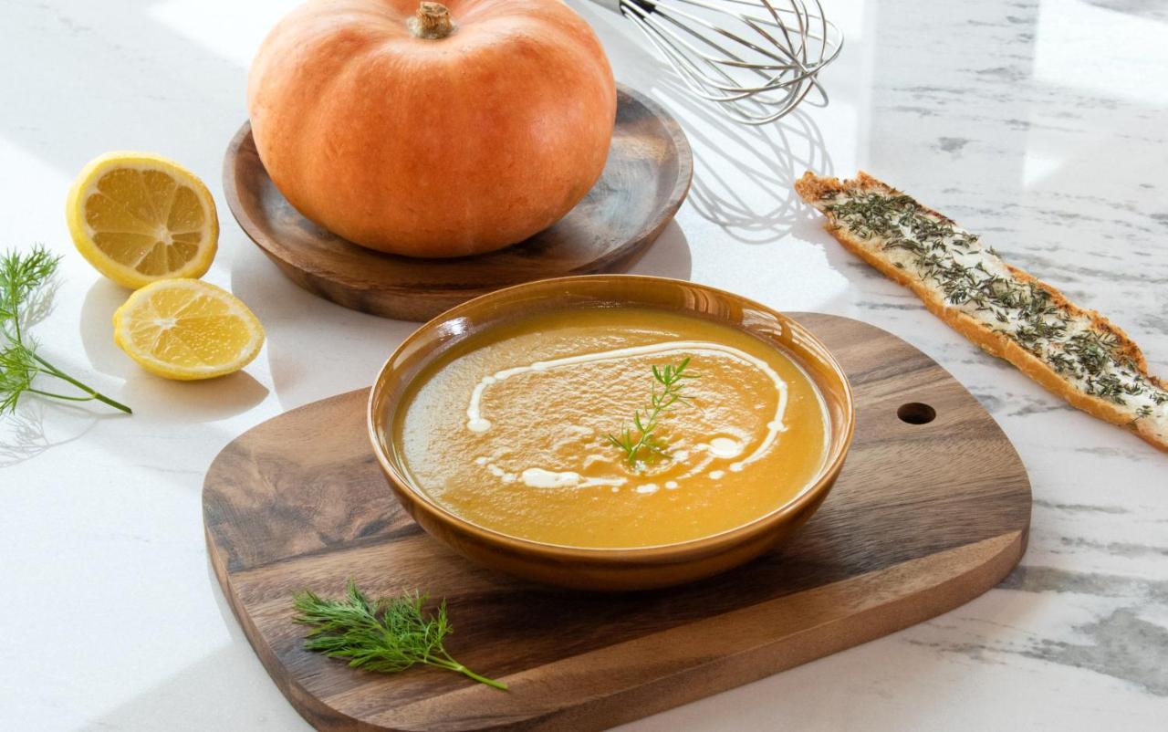 Swissotel Living Dżedda Zewnętrze zdjęcie Pumpkin soup