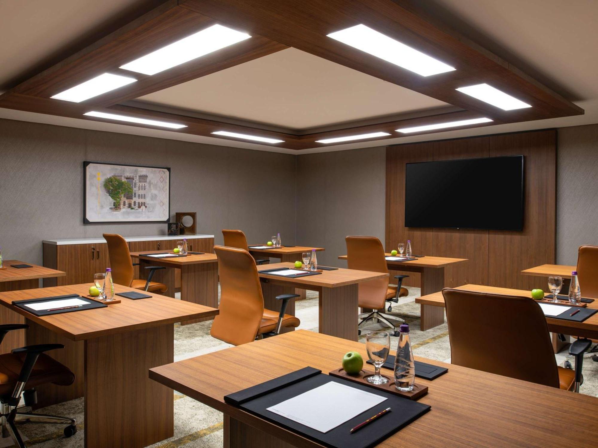 Swissotel Living Dżedda Zewnętrze zdjęcie Meeting room